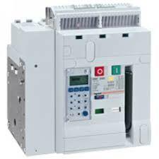 LEGRAND DMX3 SABİT TİP 3 KUTUPLU 50KA 2000A AÇIK TİP ŞALTER 3245060286255