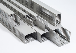 Ortaç - ORTAÇ 100X100 PANO İÇİ DELİKLİ KABLO KANALI RAL 7030 GRİ BOY 2 MT OR0290