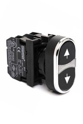 Emas - EMAS B101K20HBOK ÇİFTLİ DÜZ SİYAH-BEYAZ OK İŞARETİ BASKILI BUTON 2NA 22MM