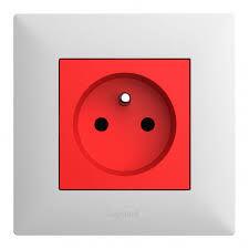LEGRAND 768119 RAVENTİ BEYAZ FRANSIZ STANDARTI ÇOCUK KORUMALI UPS TOPRAKLI PRİZ 3414971104907