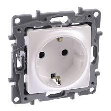 Legrand - LEGRAND 767915 SALBEİ İNCİ BEYAZI ÇOCUK KORUMALI TOPRAKLI PRİZ 3414970769398