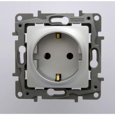 LEGRAND 767215 SALBEİ ALÜMİNYUM ÇOCUK KORUMALI TOPRAKLI PRİZ 3245067672150