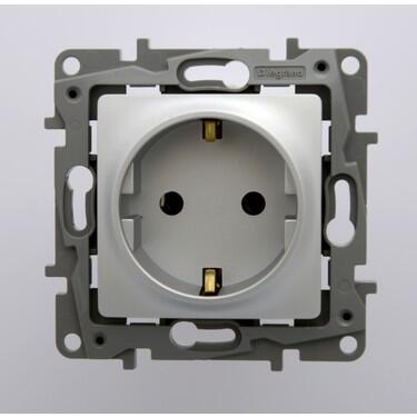 LEGRAND 767214 SALBEİ ALÜMİNYUM TOPRAKLI PRİZ 3245067672143