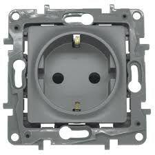 LEGRAND 767814 SALBEİ FÜME TOPRAKLI PRİZ 3414970769572