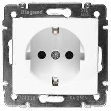 LEGRAND VALENA BEYAZ TOPRAKLI PRİZ 3245067744208